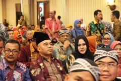 PENYERAHAN PENGHARGAAN DARI ANRI