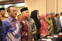 PENYERAHAN PENGHARGAAN DARI ARSIP NASIONAL RI DI SOLO