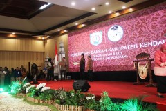 PENYERAHAN PENGHARGAAN DARI ARSIP NASIONAL RI DI SOLO