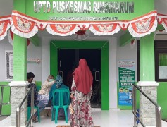 DINKES KENDAL MELAKUKAN SWAB TEST BAGI IBU HAMIL