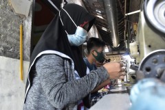 Pengusaha Konfeksi Membuat Masker hingga Menjadi Souvenir Pernikahan
