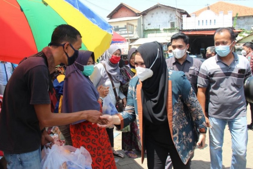 Mirna Annisa Minta Relokasi Pasar Weleri Dipercepat
