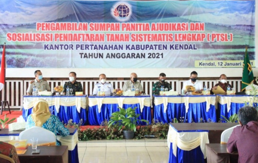 BPN KENDAL SOSIALISASIKAN PTSL TAHUN 2021