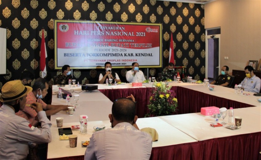 PWI KENDAL DISKUSI BERSAMA CALON BUPATI DAN WAKIL BUPATI KENDAL TERPILIH
