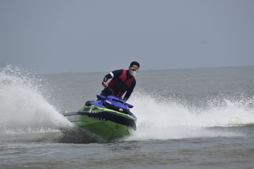 Pantai Indah Kemangi Berpotensi Jadi Wisata Sport Tourism Terbaik