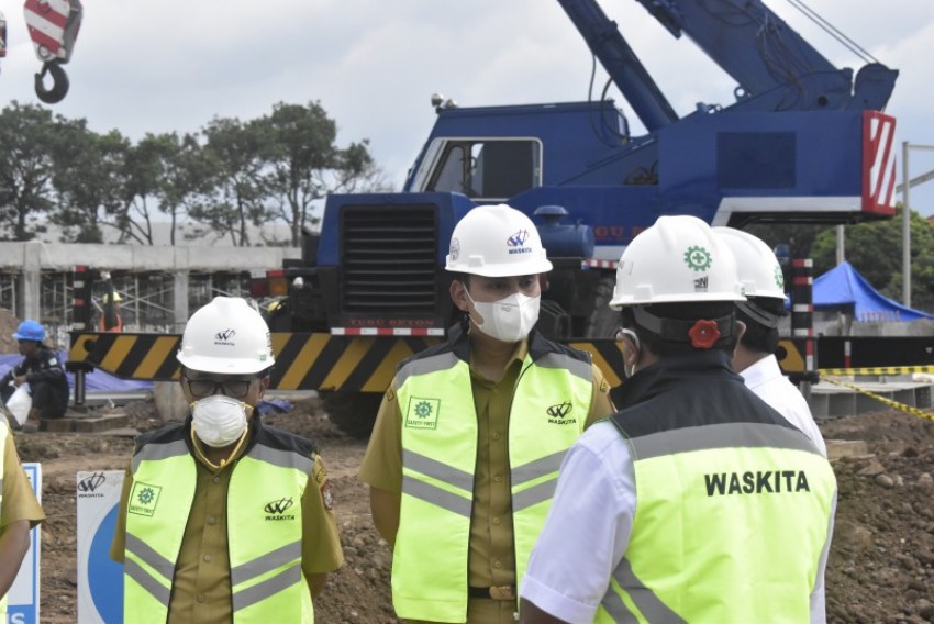 Bupat Kendal : Modern Rice Milling Dapat Stabilkan Harga Gabah Petani