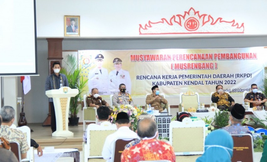 BUPATI KENDAL BERI PENGARAHAN PADA MUSRENBANG RKPD KENDAL TAHUN 2022
