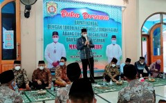 Safari Ramadhan di Desa Caruban, Bupati Kendal Ingatkan untuk Perketat PPKM