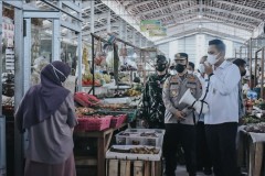 Masih Banyak Pelanggar Prokes, Bupati Dico Sidak Pasar Tradisional