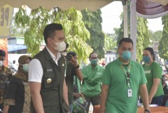 Dukung Program Vaksin, Grab Berikan Bantuan Logistik Bagi Nakes Kendal