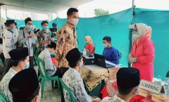 Bupati Dico Monitoring Pelaksanaan Vaksinasi di Ponpes APIK Kaliwugu