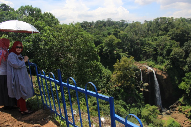 SAFARI WISATA KENDAL, KENALKAN POTENSI WISATA LOKAL PADA PKK