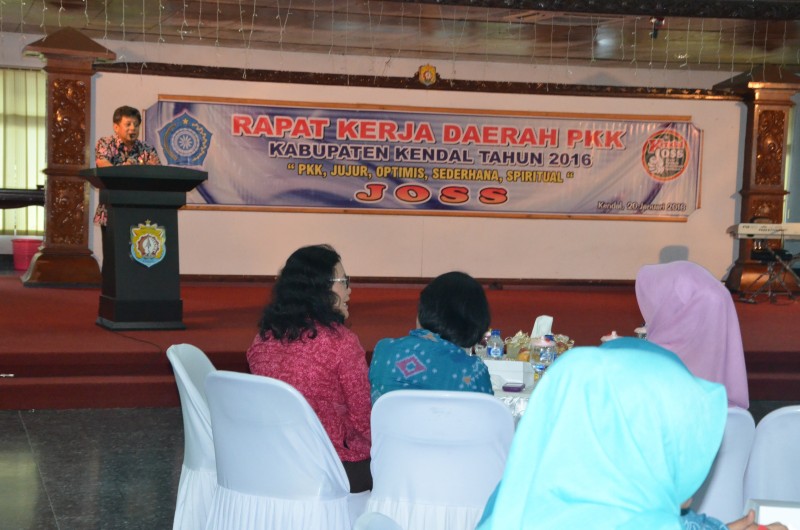 RAKERDA TP PKK KABUPATEN DIBUKA PJ BUPATI KENDAL