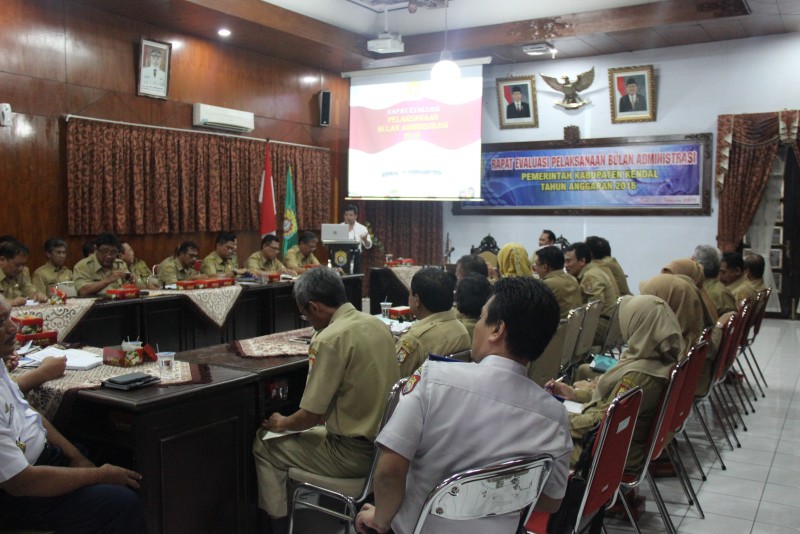 EFEKTIFKAN  KOMUNIKASI ANTAR PIMPINAN UNTUK PERCEPAT PEMBANGUNAN