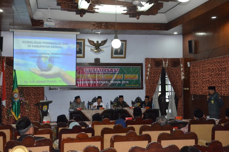 BAKAL BENTUK PERWAKILAN BADAN WAKAF INDONESIA, KENDAL GELAR SOSIALISASI