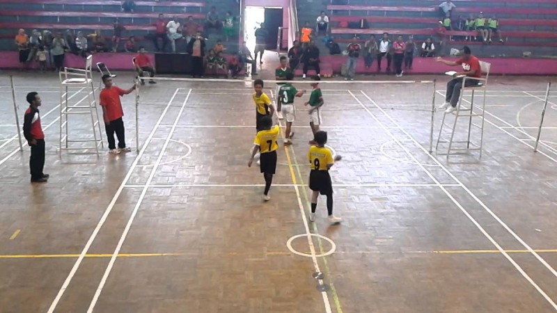 PERSAINGAN SEPAK TAKRAW PELAJAR MAKIN KETAT