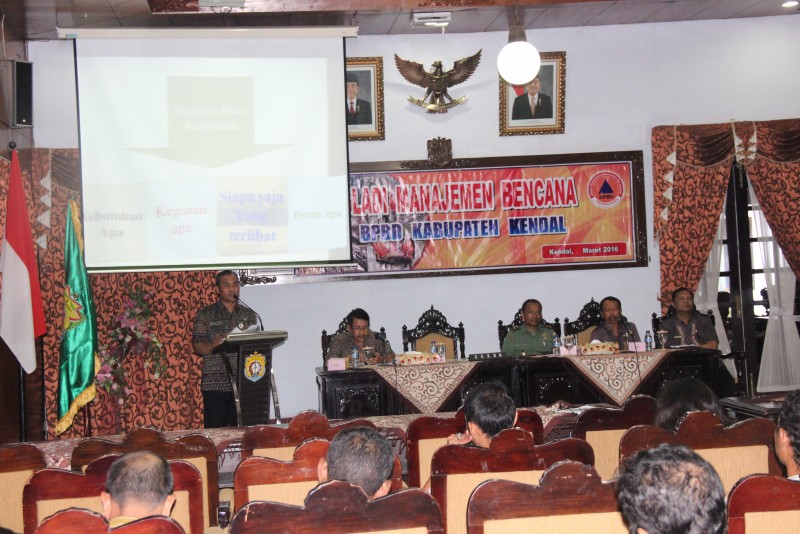 SIAP HADAPI BENCANA, KENDAL GELAR GLADI MENEJEMEN BENCANA