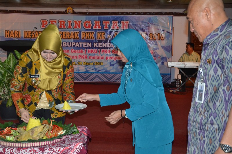Bupati Mirna Harapkan PKK Galakkan Kembali Dasawisma dan Posyandu