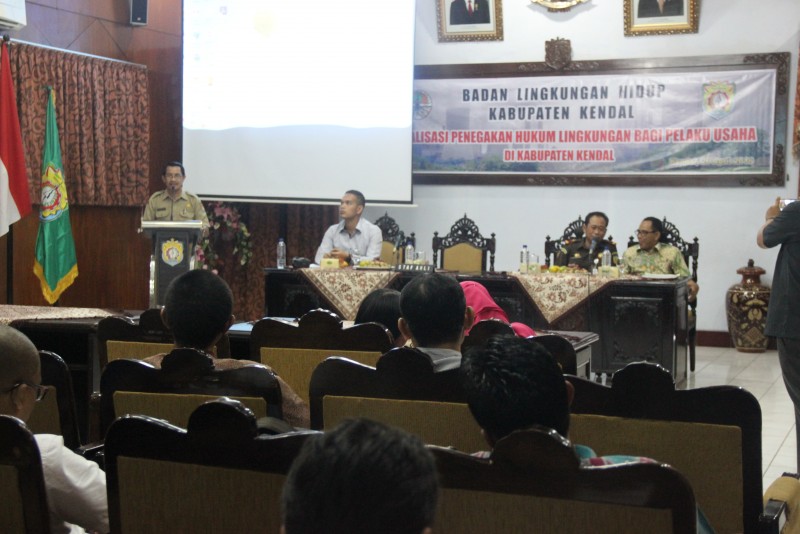 BADAN LINGKUNGAN HIDUP GELAR SOSIALISASI PENEGAKAN HUKUM LINGKUNGAN