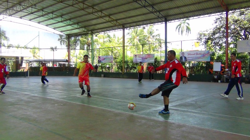 RAMAINYA FUTSAL ANTAR KADES dan SKPD