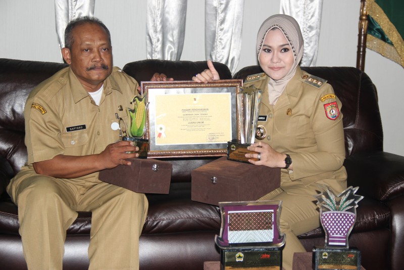 KENDAL JUARA UMUM LOMBA MAKANAN KHAS JATENG