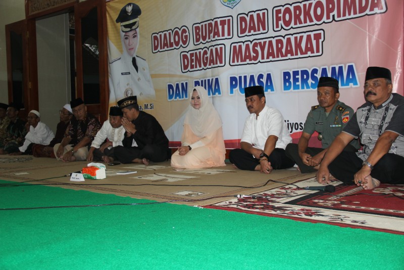 Bupati Mirna Bersama Forkopimda buka Bersama Anak Panti