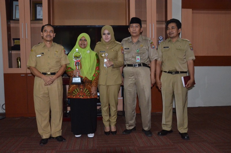 JUARA MTQ NASIONAL DISAMBUT BUPATI KENDAL