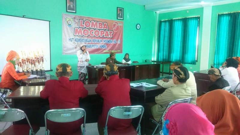 LOMBA MOCOPAT GAIRAHKAN BUDAYA JAWA