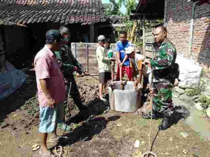 DUA KECAMATAN DAPAT BANTUAN JAMBANISASI DARI KORAMIL GEMUH