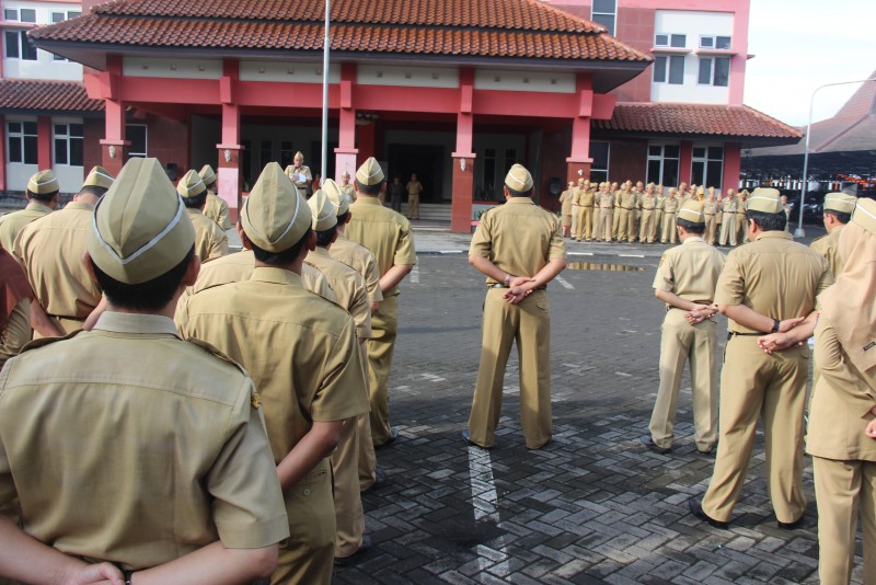 Apel Bersama Awal Bulan, Wakil Bupati Ingatkan ASN Untuk Taat Pajak