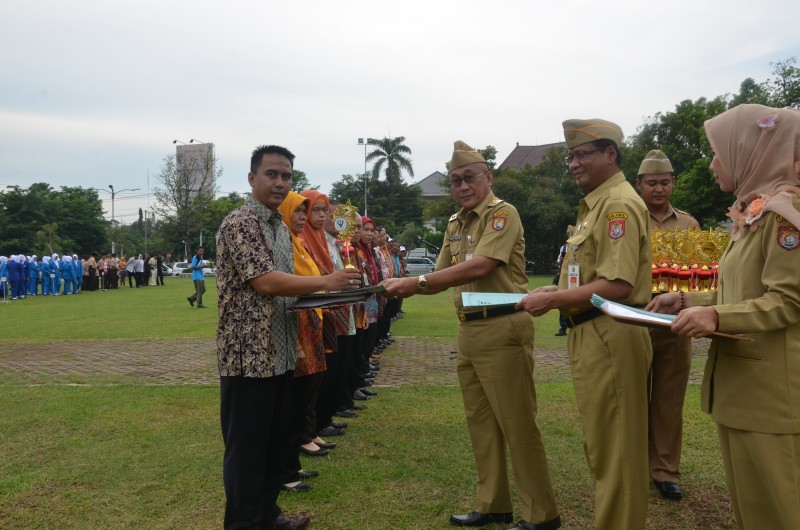 HKN DI KENDAL DIPERINGATI SEDERHANA