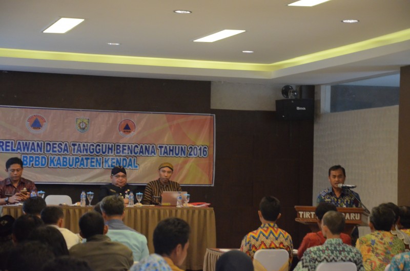 75 RELAWAN DESA TANGGUH BENCANA KENDAL IKUTI PELATIHAN