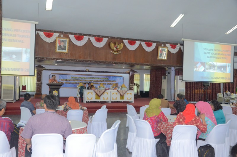 PERCEPAT PENANGGULANGAN KEMISKINAN KENDAL, TIM KOORDINASI PENANGGULANGAN KEMISKINAN DAERAH GELAR RAKOR