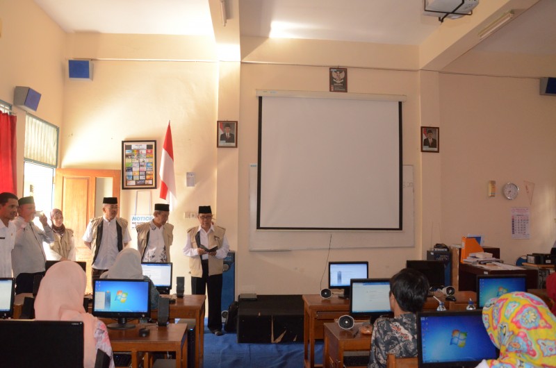 BADAN AMIL ZAKAT NASIONAL KENDAL GELAR TES JARING STAF ADMINISTRASI