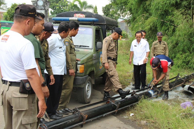 KADISKOMINFO MONITORING BALIHO RAWAN ROBOH