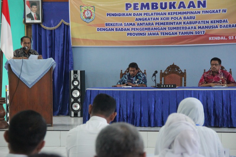 30 PEJABAT ESELON IV IKUTI DIKLATPIM