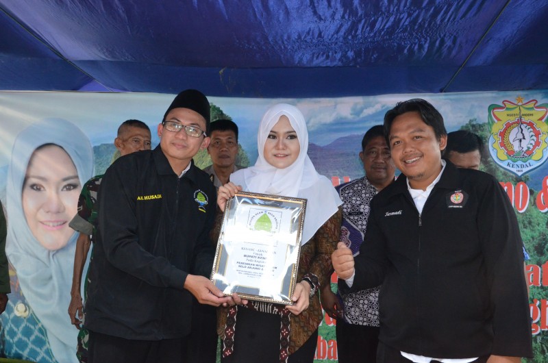 BUPATI MIRNA LAUNCHING WISATA ALAM BARU, SELO ARJUNO DAN BUKIT BLIGO
