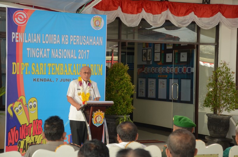 PT SARI TEMBAKAU HARUM KENDAL DINILAI LOMBA KB PERUSAHAAN TINGKAT NASIONAL