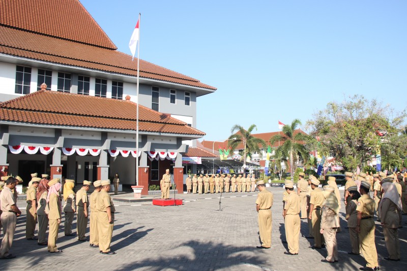 KENDAL IKUT BANGUN JAWA TENGAH