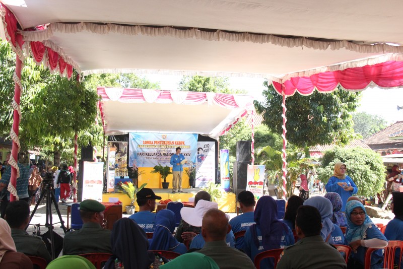 BUPATI KENDAL CANANGKAN KAMPUNG KB KEDUNGGADING