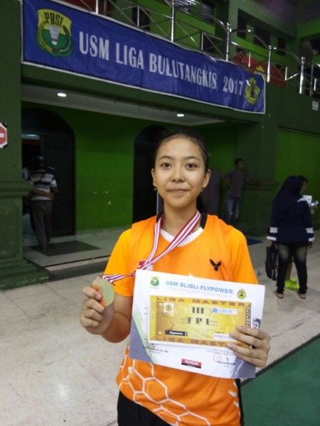 ANGGUN DWI AYU, PEBULUTANGKIS ANDAL ASAL KENDAL
