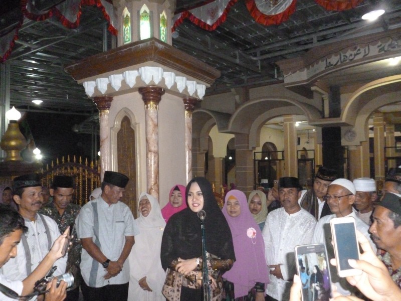 MASJID BAITUN NIKMAH GELAR GEBYAR TAKBIR