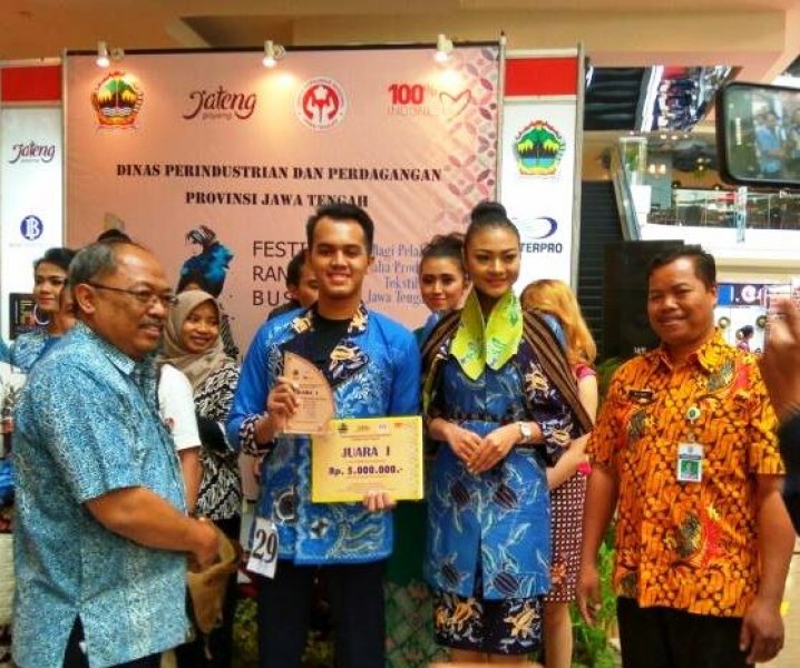 POTENSI EKONOMI KENDAL TERBUKTI LAGI DENGAN RAIHAN DUA JUARA SE JAWA TENGAH