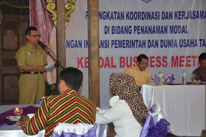 DPMPTSP GELAR KENDAL BUSINESS MEETING