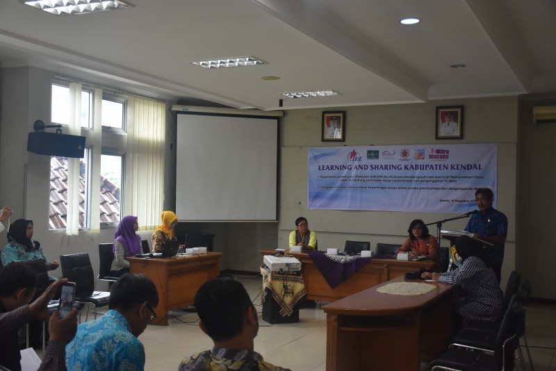 DISKUSI PERKUAT PERKUAT KEMITRAAN STRATEGIS PEMERINTAH DESA DAN WARGANYA