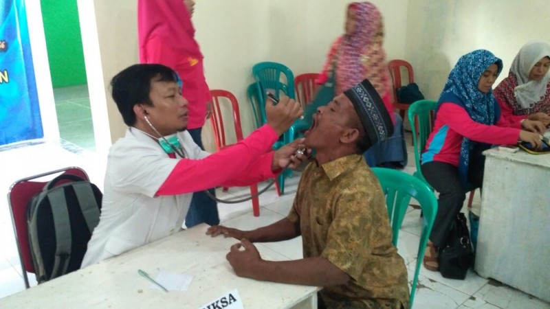 227 PASIEN CENING DAPAT PENGOBATAN GRATIS  IKA SMANIK 90