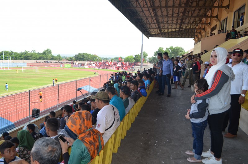 BUPATI DUKUNG LAGA PERSIK KENDAL