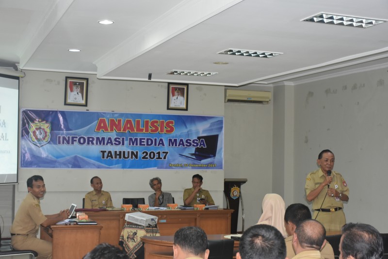 ADUAN MASYARAKAT KENDAL BERGESER DARI INFRASTRUKTUR KE PELAYANAN PUBLIK