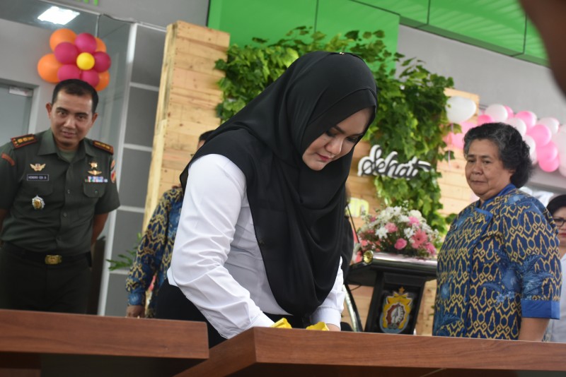 BUPATI KENDAL RESMIKAN PROYEK - PROYEK 2017