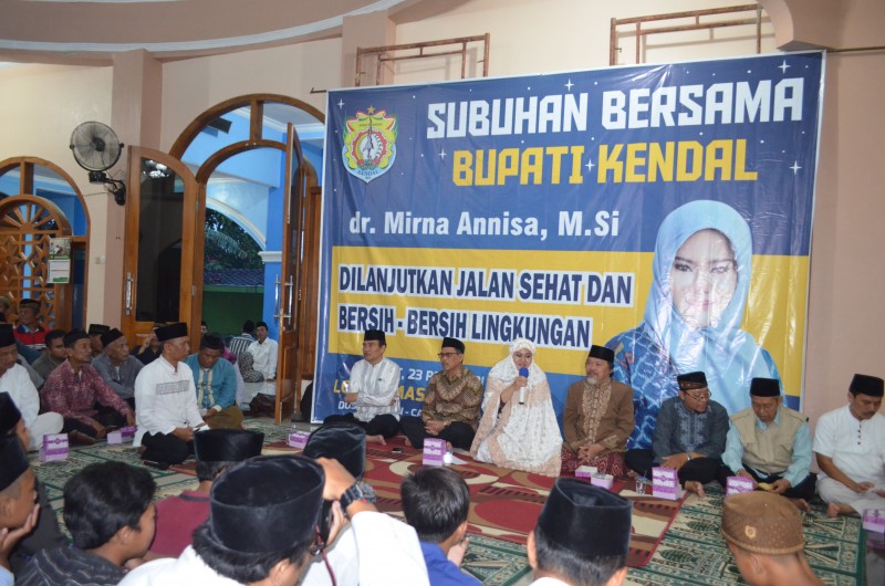 SUBUH KELILING ERATKAN MASYARAKAT DENGAN PEMERINTAH